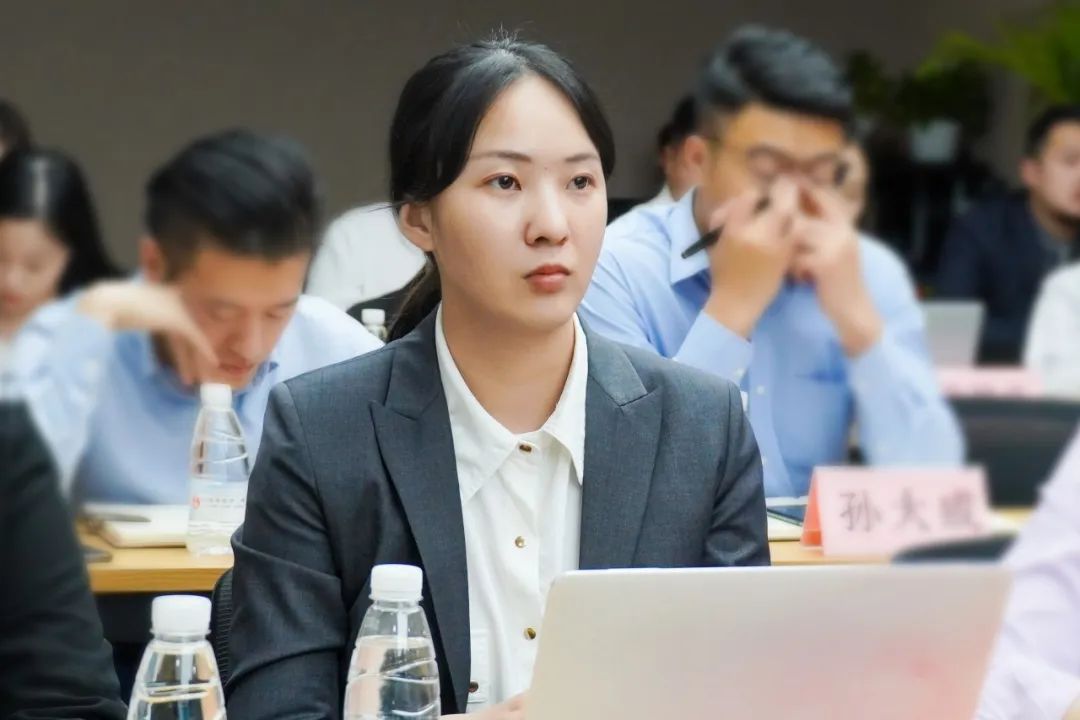 号召京师通州全体律师积极配合参与,要求行政人员认真执行"十项制度"